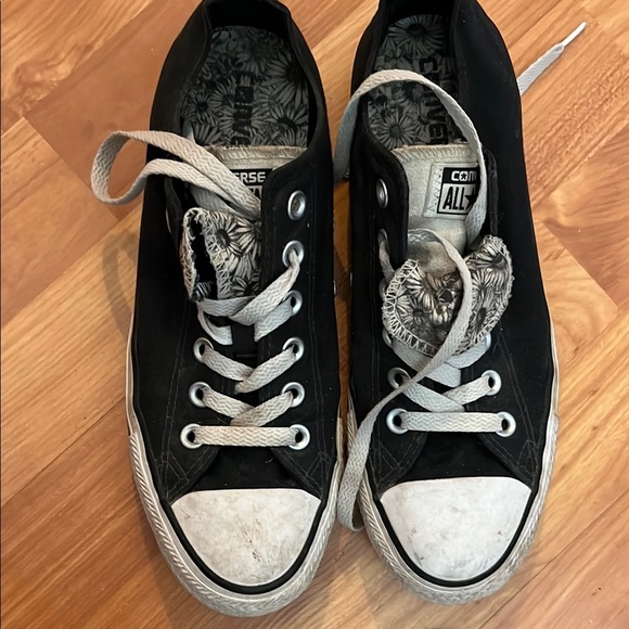 Black Converse All Star Sunflower Design Chucks Size 8 - Picture 1 of 6